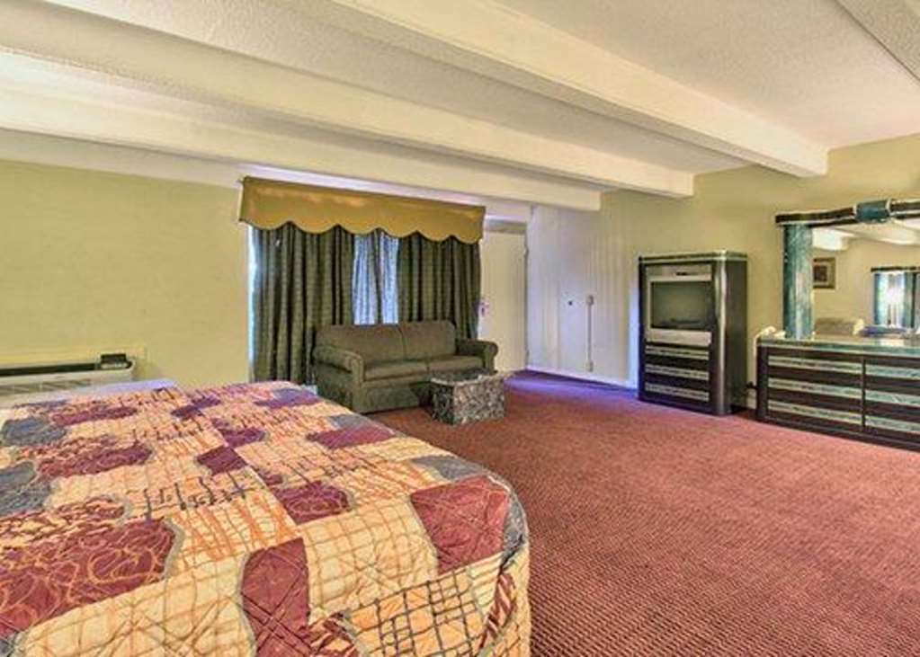 Econo Lodge Donalsonville Room photo