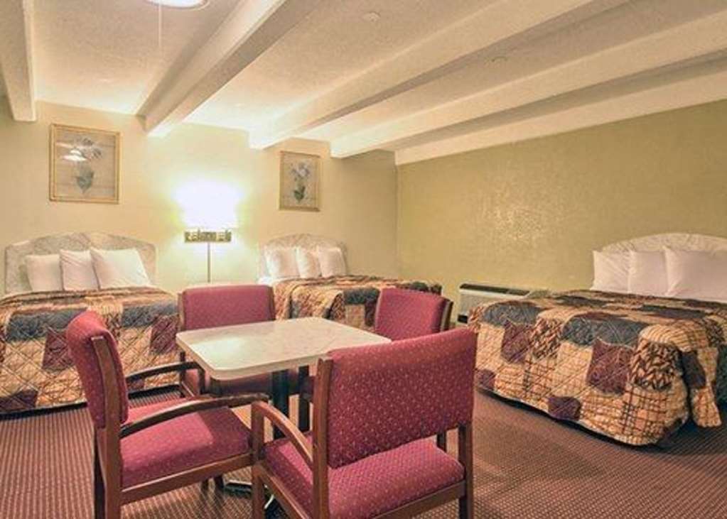 Econo Lodge Donalsonville Room photo